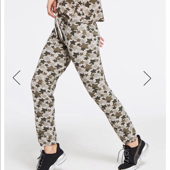 Monrow size small truck pants